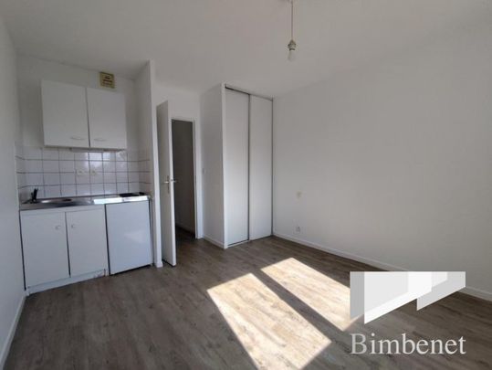 Appartement à louer, 1 pièce - Orléans 45000 - Photo 1