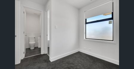 Modern and Well Equipped New Build - Photo 4