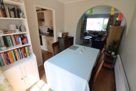 3 bedroom semi-detached house to rent - Photo 4