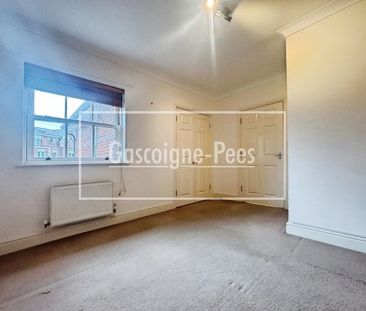 Haydon Place, Guildford - Photo 3