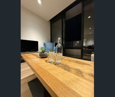 Be Embraced and Swept Away - Photo 6