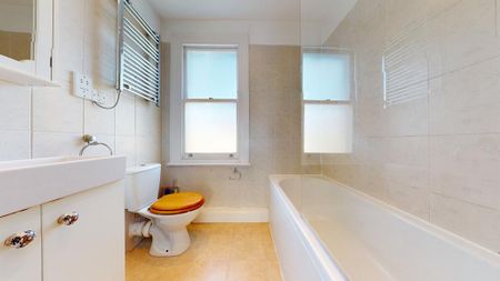 2 bedroom flat to rent - Photo 3