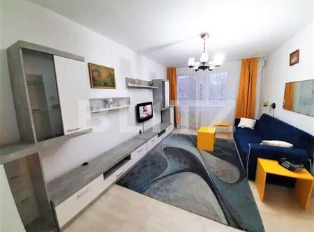 Apartament cu 2 camere, decomandat, 50 mp, zona Aleea Meses - Photo 2