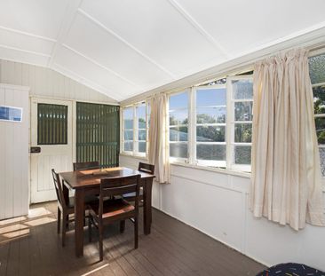 Charming Cottage Living: Spacious, Stylish, and Serene! - Photo 2