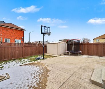 For Lease - 3203 Carabella Way, Mississauga, Ontario - Photo 2