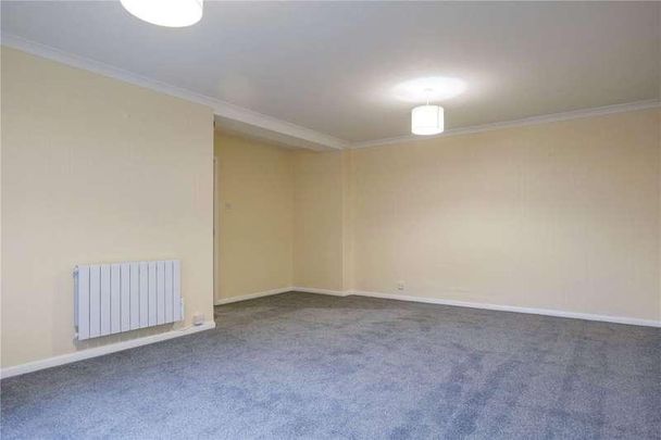 Bath Road, Reading, Berkshire, RG1 - Photo 1