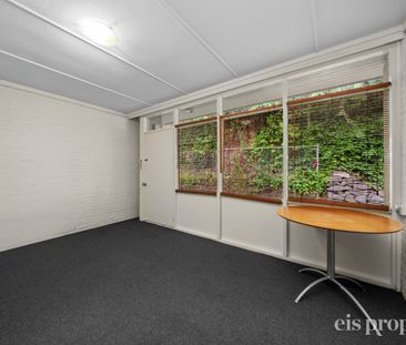 2/17 French Street, Dynnyrne, Tas 7005 - Photo 2