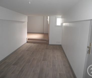 Location Appartement 1 pièce 47m² GRANVILLE 50400 - Photo 4