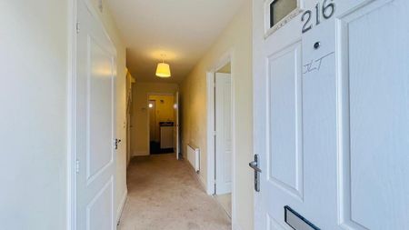 4 bedroom townhouse to rent - Photo 2