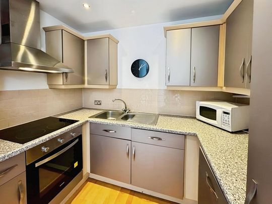 1 bedroom flat to rent - Photo 1
