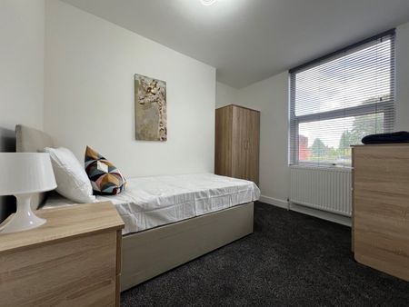 Other road, Redditch, B98 - Photo 4