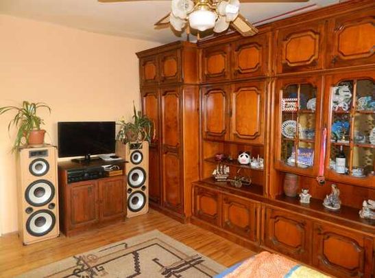 Apartament 3 camere, 70 mp, decomandat, prima inchiriere, zona Big - Photo 1