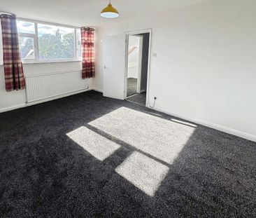 3 bedroom semi-detached house to rent - Photo 6