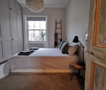 1 Bed Flat, Brunswick Place, BN3 - Photo 2