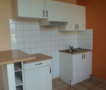 Location Appartement 2 pièces 33m² COGNAC 16100 - Photo 2