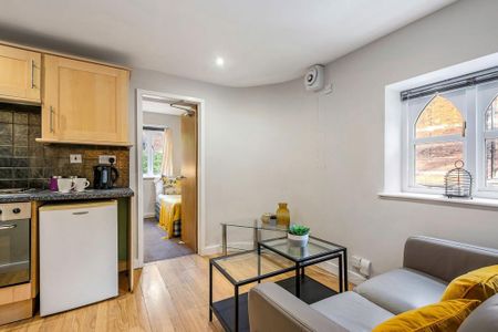 1 bedroom flat to rent - Photo 5