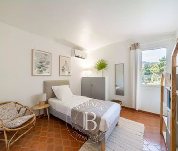 MANDELIEU - SAINT JEAN DE CANNES - VILLA 4 CHAMBRES AU CALME ABSOLU... - Photo 1