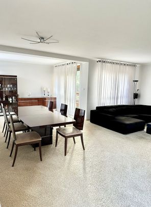 (Symbol 437954) - Photo 1