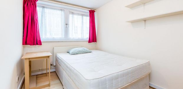Spacious 4 bed with lounge by Notting Hill and Paddington - Photo 1