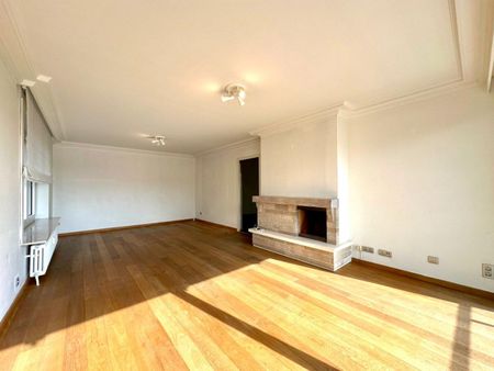 Appartement op centrale ligging te Sint-Andries - Photo 3