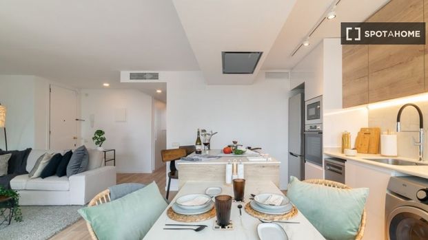 2 room luxury Flat for rent in Barcelona, Spain - Photo 1