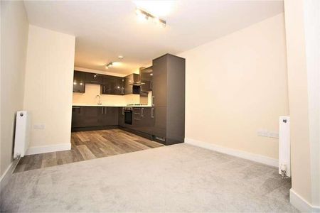 Grosvenor House, Newmarket, CB8 - Photo 2