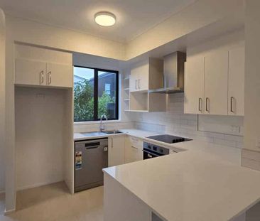 Westgate, 2 Bedrooms, $650 - Photo 1