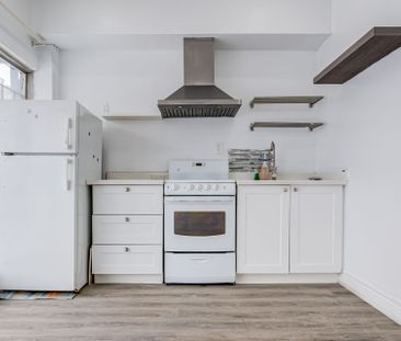 For Lease - 285 St John's Road, Toronto, Ontario - Photo 2