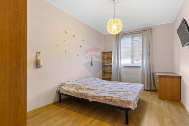 Apartament cu 2 dormitoare de inchiriat langa Universitat... - Photo 1