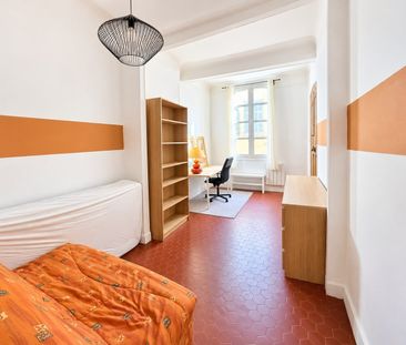 Location Appartement 3 pièces 76m² AIX EN PROVENCE 13100 - Photo 6
