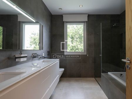 Excellent 5-bedroom stylish designer villa with a lovely exterior for rent in "Vao Beach" area-Canido, on the Vigo Coast-Pontevedra - Foto 2