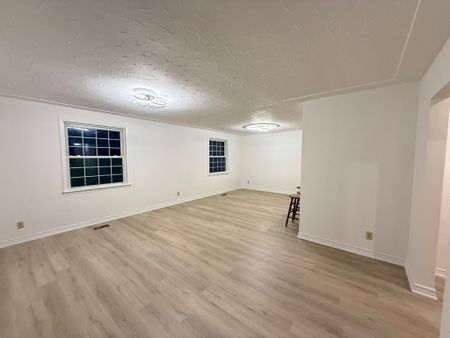 For Lease - 47 Reiner Crescent Unit# Upper, Wellesley, Ontario - Photo 2