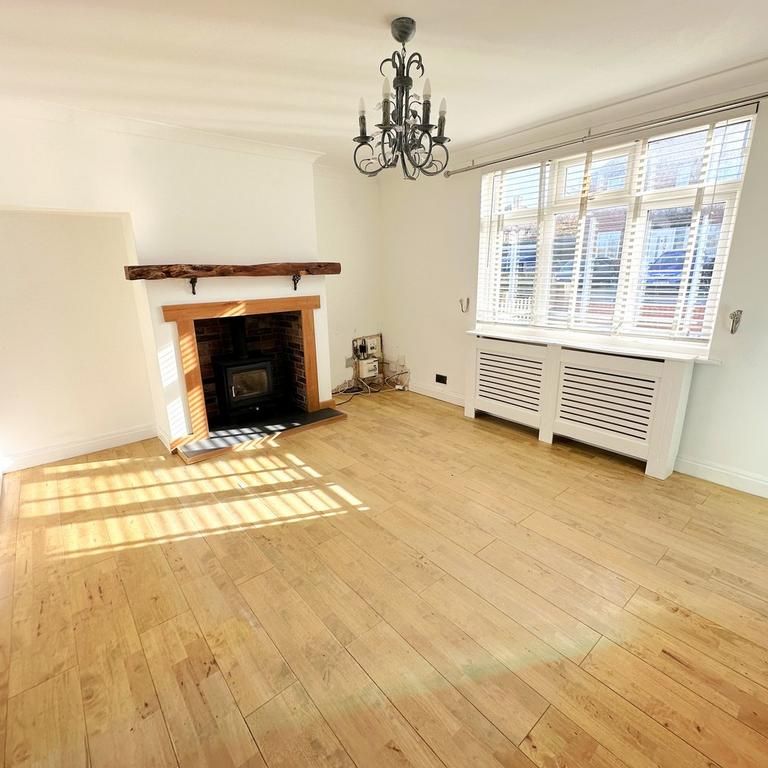 2 bedroom semi-detached house to rent - Photo 1