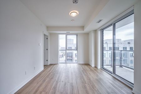 For Lease - 345 Wheat Boom Drive Unit# 403, Oakville, Ontario - Photo 3