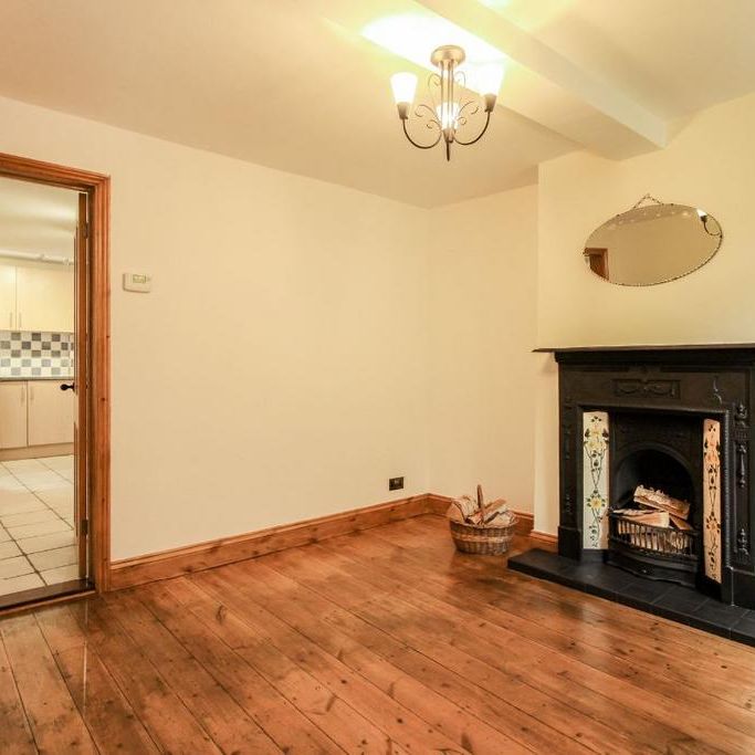 2 bedroom cottage to rent - Photo 1