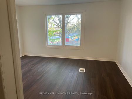 For Lease - 19 Laughton Avenue Unit# Second Floor, Toronto, Ontario - Photo 2