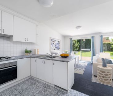 Clean Edwardian Three Bed Home - Photo 6