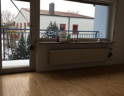 Helle und ruhige 3 Zim. Wohnung mit großem Balkon - Foto 1