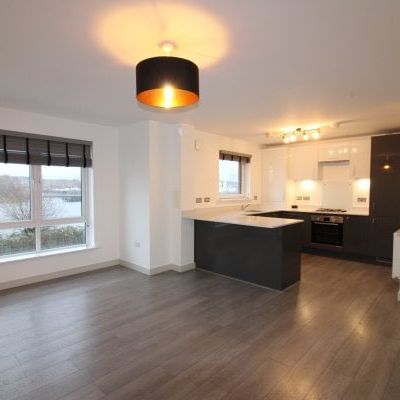 Lapwing Road, Renfrew - Photo 1