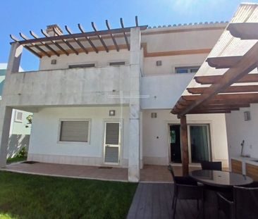 Luxury 5 room Detached House for rent in Quintinhas, Charneca de Ca... - Photo 6