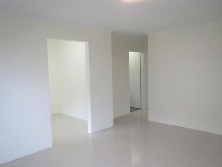 HIGH ON THE HILL - Photo 4