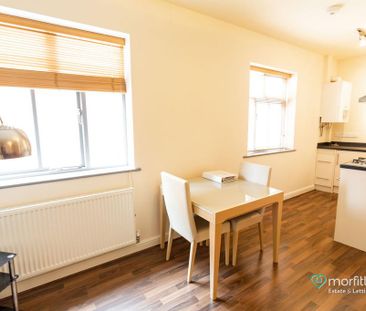 Studio to rent - Photo 2