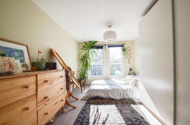 2 Bed Flat, Evering Road, E5 - Photo 1