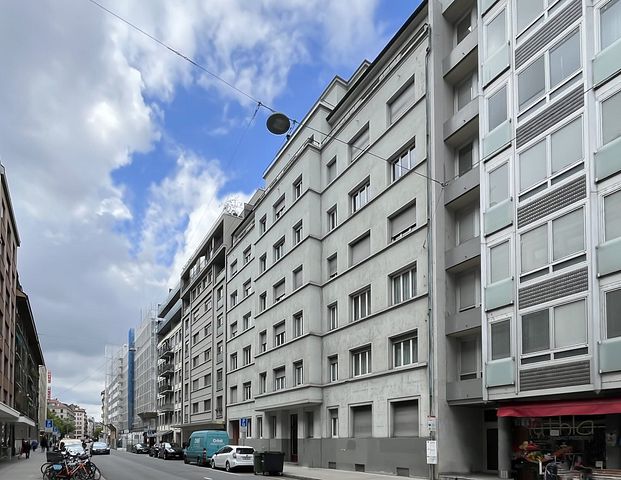 Bel appartement de 2 pièces aux Pâquis proche du lac - Foto 1