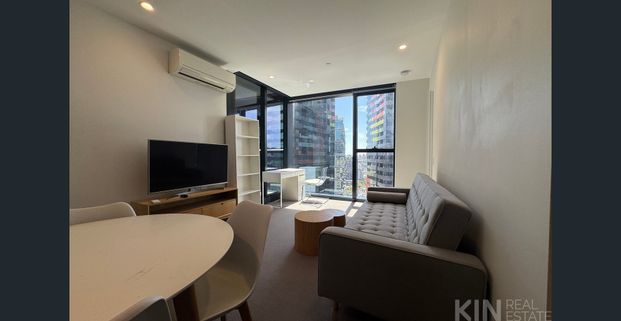 Furnished 2 Bed 1 Bath Apartment in Swanston Central - Photo 1