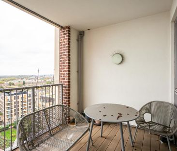 3 bedroom flat to rent - Photo 2