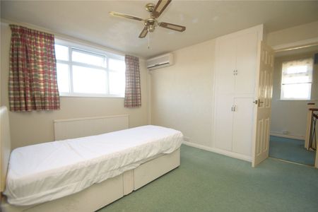 2 bed semi-detached house to rent in Beverley Close, Cayton, YO11 - Photo 3