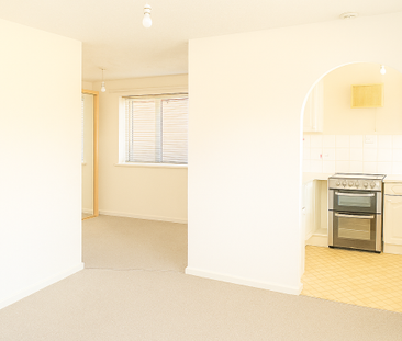 Kern Close, Southampton - Photo 1