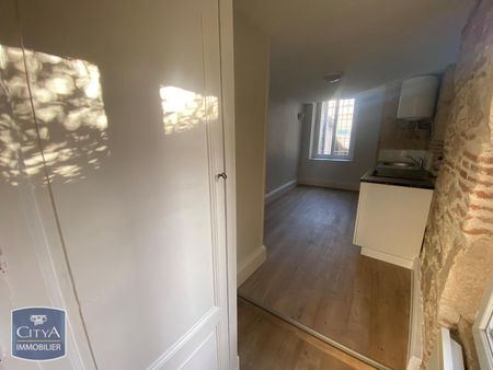 Location Appartement 1 pièce 16m² AGEN 47000 - Photo 3