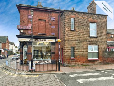 3 bedroom maisonette to rent - Photo 2